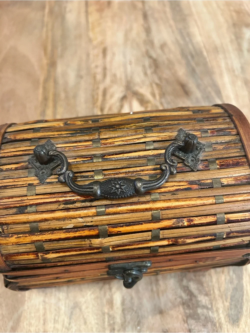 Rustic Brown Woven Bamboo Jewelry/Trinket Chest